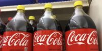 Coca-Cola com Tampa Amarela: Descubra o Significado