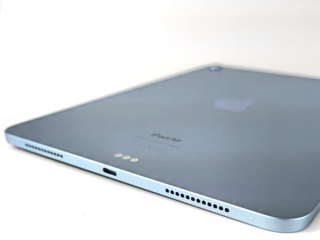 Apple iPad Air 6 2024 parte baixo